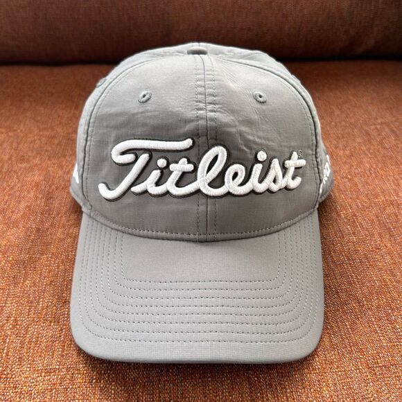Titleist Golf Pro V1 FJ embroidered adjustable gray hat - Picture 1 of 9